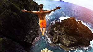 Epic cliff jumps in Hawaii! | Devin Super Tramp