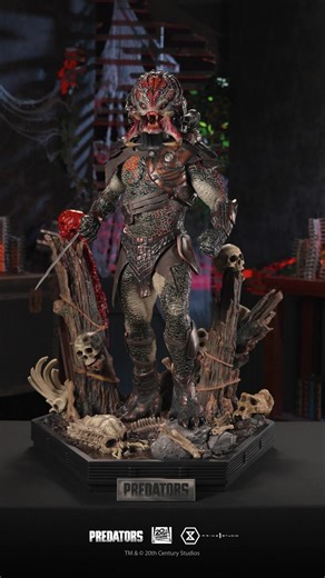 Unboxing the Berserker Predator 1:3 Statue