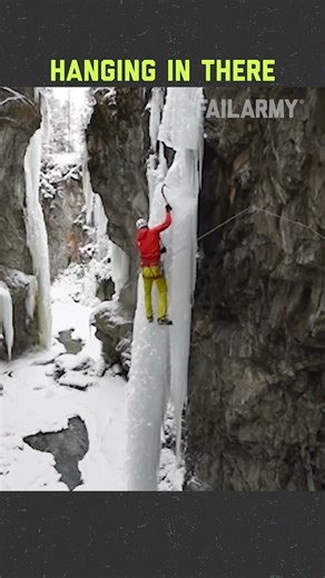 Snowy mountain fails 🏔️❄️