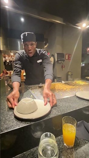 Hibachi Chef Serves Fried Rice with a Perfect Flip 🍚🔥 | Epic Food Skills #hibachi #FriedRiceFlip