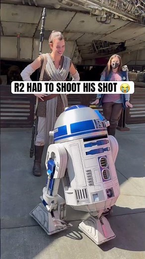 THIS IS HOW R2-D2 FLIRTS 😭💀