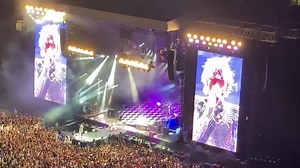 MGK breaks wine glass on his face then sings Make Up Sex