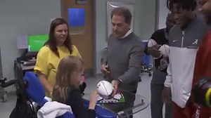 Alabama Football stopped by the Scottish Rite Children's Hospital in Atlanta today as a part of their Chick-fil-A Peach Bowl activities. | University of Alabama Athletics