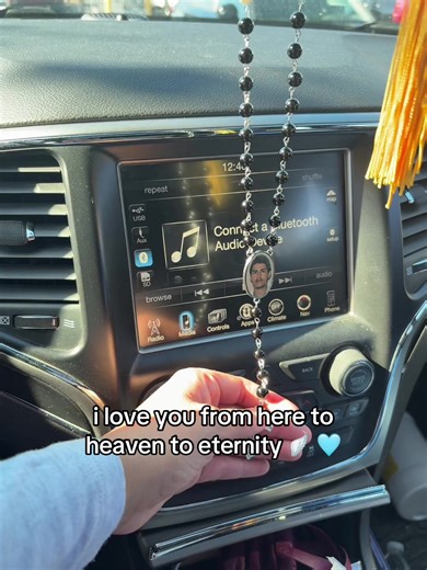 Expressing Eternal Love