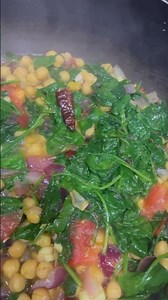 Spinach & Chenna curry - A weight loss recipe- Recipe in the description
