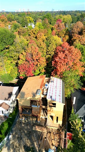 1.7K views · 21 reactions | Starting another massive roofing project ️ #roofing #toronto #torontohomes #torontobuilder #torontoroofing #commercialroofing #renovation #luxuryhomes #buildersofinsta #roofersofinstagram #asmr | TorontoRoofing.ca | Facebook