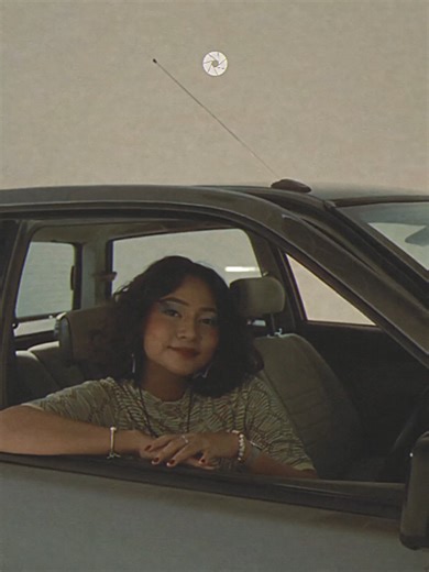 Foto mobil di Studio Cyclorama Seven Visual Studio, mobil langsung jadi fokus utama. Background bersih. Cahaya presisi. Look premium. Semua detail terlihat lebih tegas dan siap dipakai untuk branding atau jualan. 🚗 Studio cyclorama / limbo ⚡ Lighting profesional 📸 Hasil clean & dramatis DM sekarang. Mobil kamu pantas tampil maksimal. 🚗 : @chirocivic 📸 : @akusarakisah 💄 : @modimakeupin Sewa Studio Depok 🖼️ Open - 24 Hours 🕗 Senin - Minggu (Book by Appointment.) 🗓️ 📍 Pesona Khayangan Mung