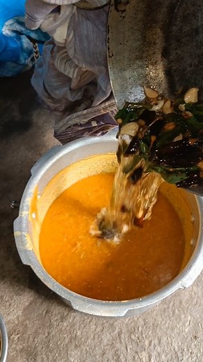 Hari Akula | కమ్మటి దోసకాయ పప్పు 😋వడియాలు #dosakayapappu #recipe #cooking #villagefood #villagecooking #reels #reelitfeelit #foodreels | Instagram