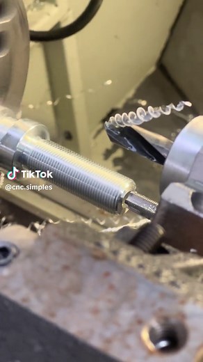 Ciclo de Rosqueamento G84 em CNC: Aprenda a Programar