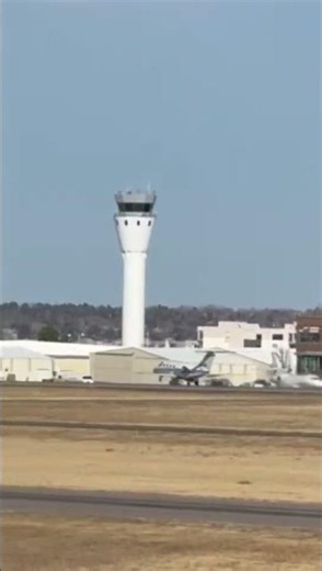 Jet Engines Spooling Up in the Wind / ASMR Takeoff #asmr #takeoff #jet sounds #aviationasmr