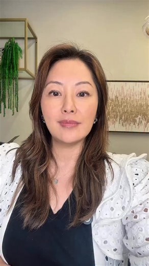 Dra. Paula K Suzuki on Instagram: "2026: ano de realizações! Você que quer melhorar algo do seu rosto Você que quer mais confiança Você que quer melhorar sua autoestima Eu posso te ajudar! 🙏 👉 Agende sua avaliação (link na bio) Publicação para divulgação de conteúdo médico com caráter exclusivo para educação e informação conforme art. 75, cap IX do Código de Ética Médica; despacho CFM 143/2019 e expediente Depro-SBCP 047/2019 Imagens autorizadas pela paciente Crm 96316/RQE 20957 #drapaulasuzuk