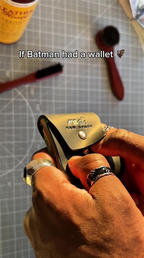 A wallet worth a superhero 🦇#wallet #leather #oldmoney #christmasgiftideas