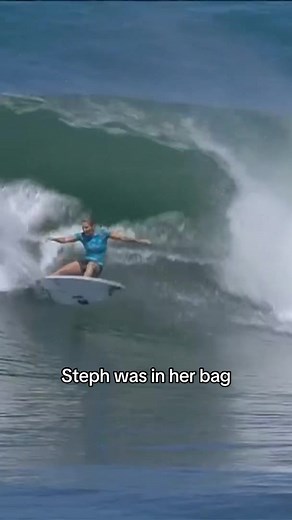 Stephanie Gilmore and the legendary Keramas 10 point ride back in 2019. #StephanieGilmore #WSL #Indonesia