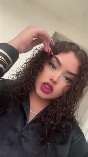 Videos de seleste_5217 (@seleste_5217) con “sonido original - Musica.lyz”