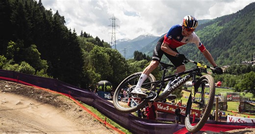 Watch highlights of the downhill mountain bike racing at La Thuile