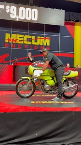 Which bill bring more money? The Rickman Honda CB or the Rickman Kawasaki Z1? 🤷🏻‍♂️ | CycleDrag