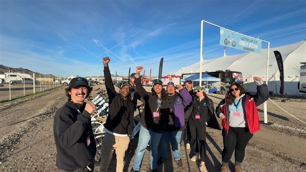 Last Day Of The Big Tent Show In Quartzsite | RVerTV