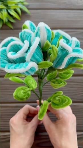 Easy Craft Ideas! How to Make Roses from Chenille Wire DIY Pipe Cleaner Flower