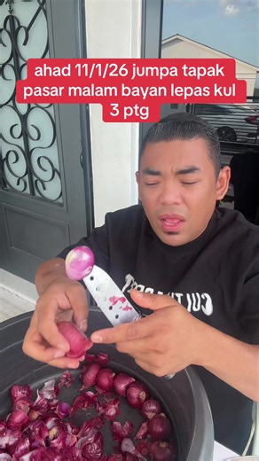 Discovering the World of Mukbang: Zam Zambri Live