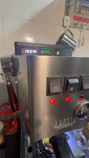 2.6K views · 13 comments | At first, a guy on Facebook asked me to install a delay relay to make coffee for the Gagia machine easier. After buying it, he apologized for selling the machine. I didn't have much money so I tried to install it myself. It was okay, but the coffee had to be ground properly, left for 30 seconds to get the best product  | Trần Quang Dũng | Facebook