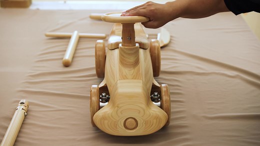 人生ではじめて触れるモビリティ #トヨタ #TOYOTA #間伐材 #はじめてのとよた