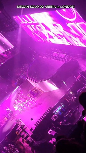MEGAN PINKY UP SOLO 02 Arena IN LONDON (Last part) #katseye #o2arena #talented #katseyeperformance