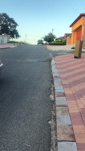 Chasing Sunsets with Sjava ft. DJ City Lights Lyrics