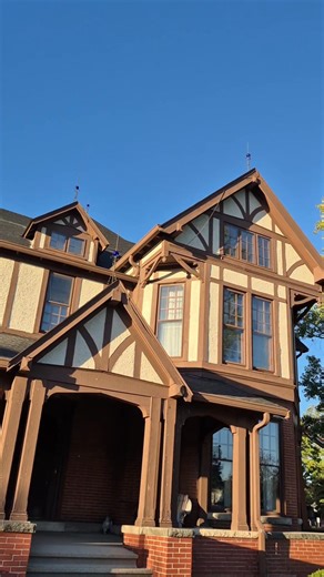 Howard County Historical Society Elliott House 📍Kokomo, IN #Indiana #kokomoindiana | Ghostly Travels With Zac