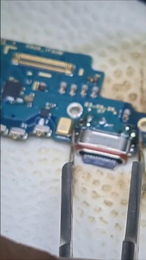 Samsung S24 Ultra Charging Problem, Charging Pin Replace easy way. #samsung #mobilerepair #gadgets