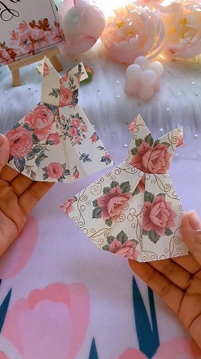 paper crafts creator on Instagram: "I bet you can fold this little piece of clothing #Origami #Tutorial #Parentchild #Handicraft #Origami #Clothes #Childhood #Origami paper craft ideas"