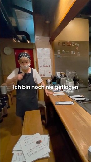 POV: Du entdeckst ein lokales Restaurant in Tokyo
