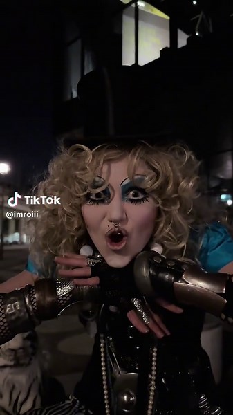 Mad Hatter Makeup Inspired by Tim Burton's Style