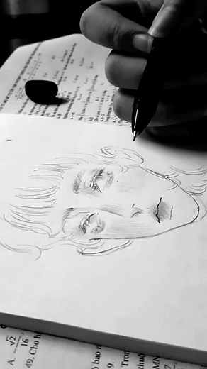 hmm #painting #art #pencialart #animeart #fyp