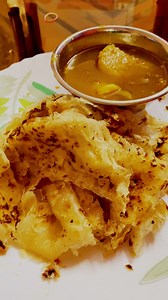 44K views · 382 reactions | Petai Porota … at a Roadside stall in Chandannagar #roadsidefood #petaiporota #petaiparatha #porota #paratha #parathalovers #paratharecipe | Spicy World by Arpita | Facebook