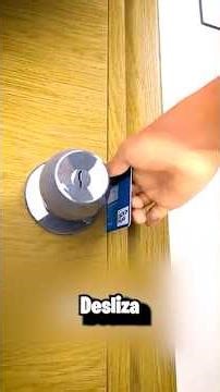 Cómo abrir una puerta con una tarjeta? 😱