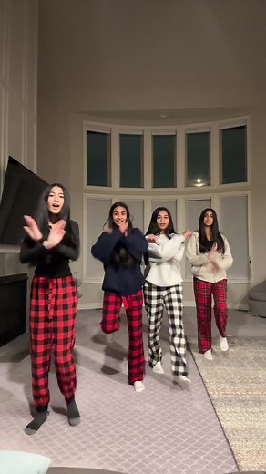 Fun Dance Trends for 4 Best Friends