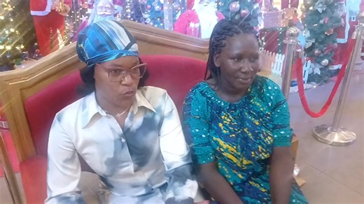 FAMILY BONDING TIME. Its been years since my Sister lived in Nairobi, back then there were no Malls exept Village market and Westgate. And from the background that we came from, there were no such opportunities to visit the malls. It will be fun to take her round to places like Two Rivers, The Hub,to exprience the "new Nairobi" skyline. We are having a big family this holiday season. | Caleb Clo