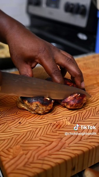 Rasta Pasta!! One of my all-time favourite comfort dishes! Simple, easy, and delicious. The sautéed veggies and garlic cook down in a cream and milk-based sauce. The creaminess of these @OntarioDairy staple ingredients makes this recipe so comforting. To finish it off I add scallions, jerk paste, and local parmesan cheese to really take it to the next level. Try it for yourself, it’s a #gamechanger Check out the recipe ⬇️⬇️⬇️ Recipe: Ingredients: 2 cups Ontario Cream 2 cups Ontario Milk 1/2 cup 