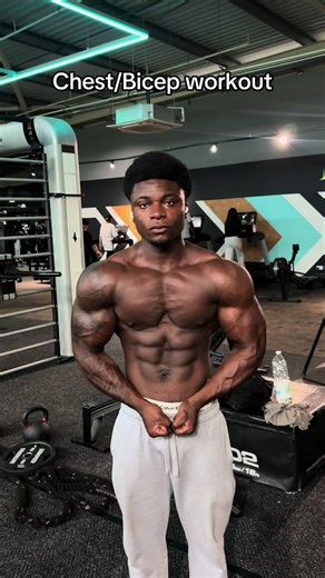 Chest and Bicep Workout Routine: Flat Press, Curls & Flys