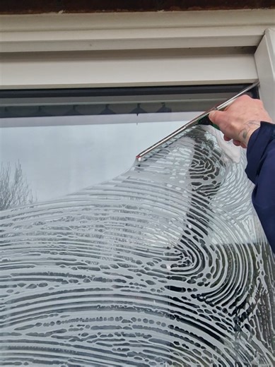 window cleaning satisfaction ✅️ #windowcleaning #traditional #fyp #blowthisupforme #viralvideos