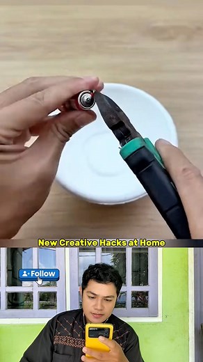 New Creative Hacks at Home ( Trik kreatif terbaru yang bisa ditiru di rumah ) cara buat las dari baterai jam. #reaction #reactionviral #reactionvideo #lifestyle #lifehacks #toolstips #DIY #diyprojects #diyideas #DIYTools #DIYInspiration #jangkuanluas | Mohamad Chanra