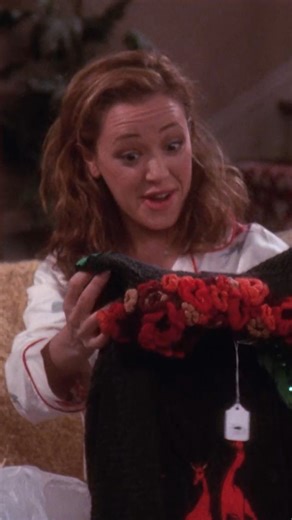 90s Nostalgia TV on Instagram: "The way he was PROUD of this sweater too 😭❤️�� 📺: Stream The King Of Queens on Peacock, Paramount+ & COZI TV�� #kingofqueens #kevinjames #christmas #nostalgia #hilarious"