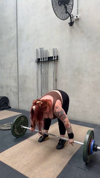 #fyp #fitness #lifting #plussize #bodypositivity #olympiclifting