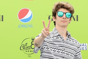 Favij è lo youtuber numero 1 in Italia, volevamo capire un attimo con lui quanto guadagna