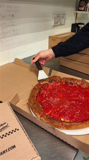 Cheesy Deep Dish Pizza Recipe