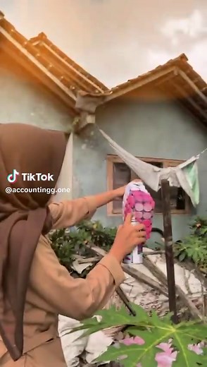 Fashion Show at SMPN 2 Saketi: A Colorful Showcase