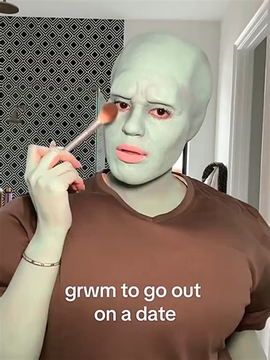 Dressing Up as Squidward: Makeup Transformation