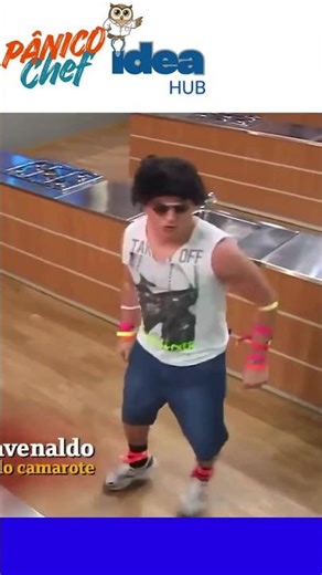 PANIC CHEF: Rave Naldo FREAKS OUT in the kitchen 😂🔥 #shorts