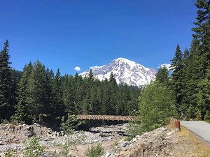 From Alaska to Hawaii: 15 Top National Parks to See Volcanoes