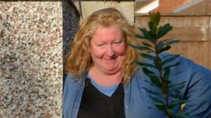 Garden Rescue's Charlie Dimmock distracted by guests 'booty' during makeover